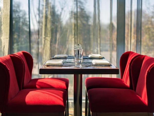 Crowne Plaza JFK Airport New York City an IHG Hotel image 4